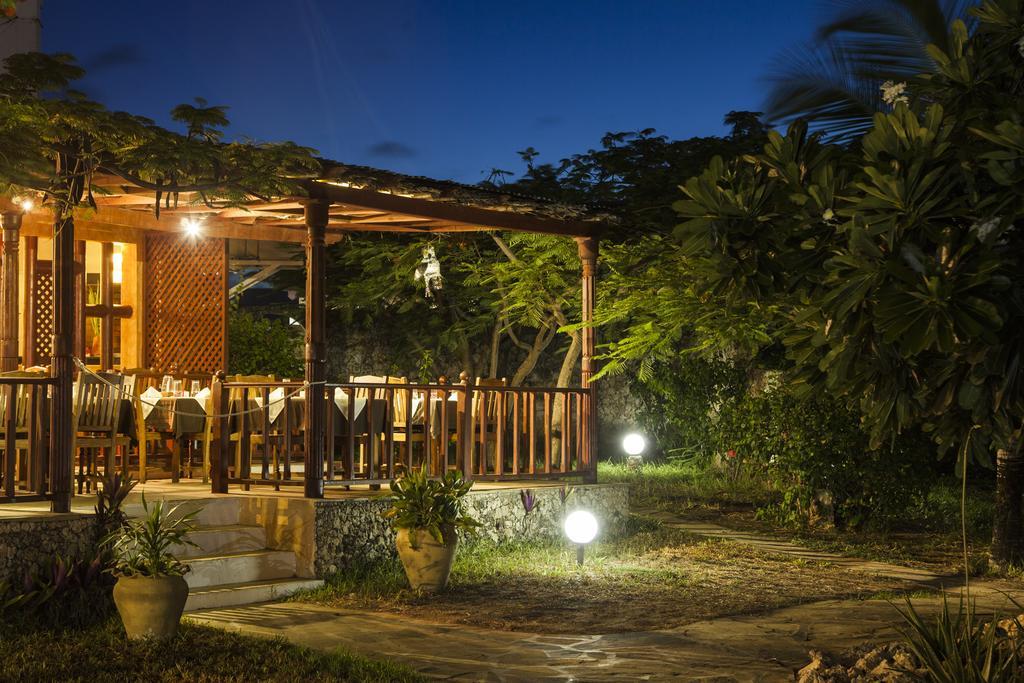 Crystal Bay Resort Watamu Exterior foto