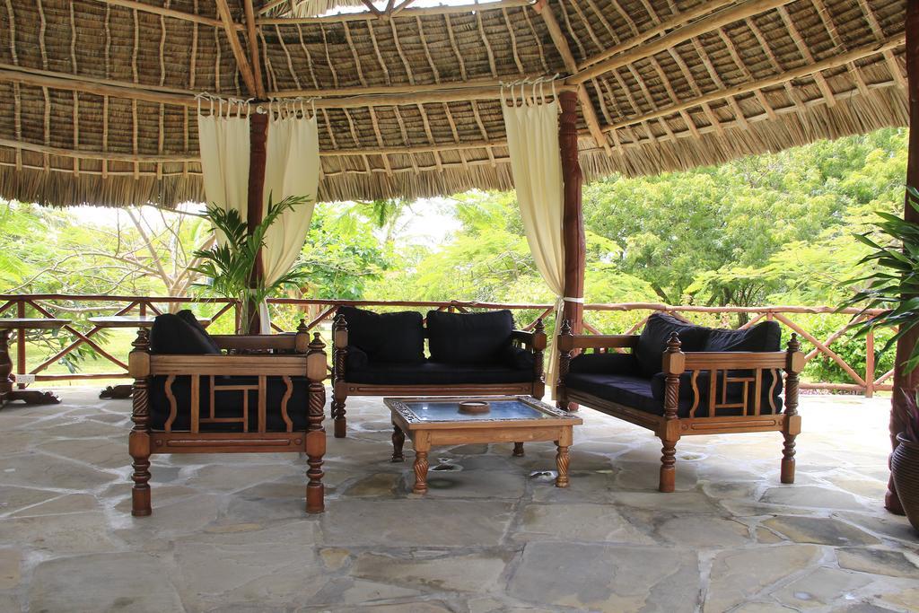 Crystal Bay Resort Watamu Exterior foto