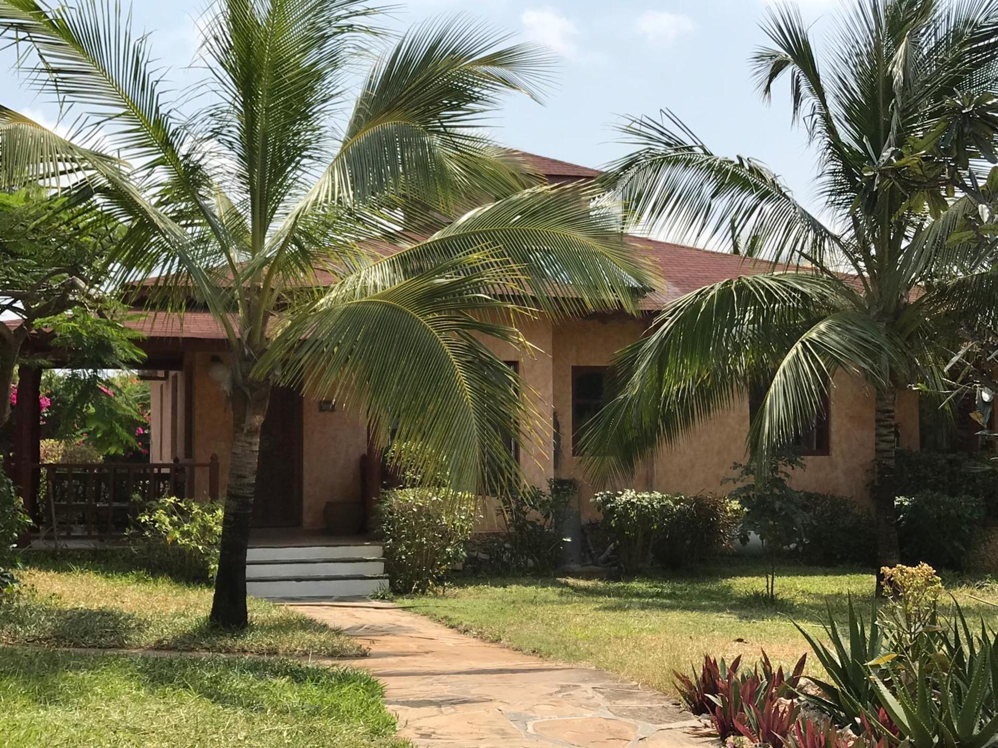 Crystal Bay Resort Watamu Exterior foto